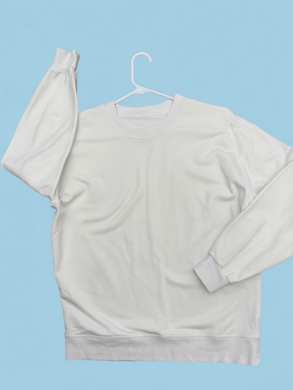 Lululemon Women’s Crewneck Sweatshirt- White